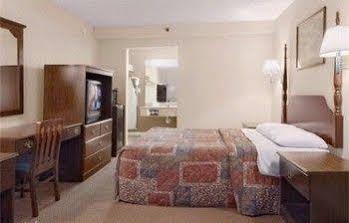 Deerfield Inn & Suites Μάντισον Εξωτερικό φωτογραφία