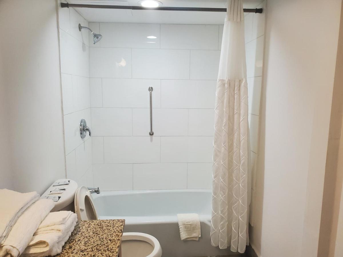 Deerfield Inn & Suites Μάντισον Εξωτερικό φωτογραφία